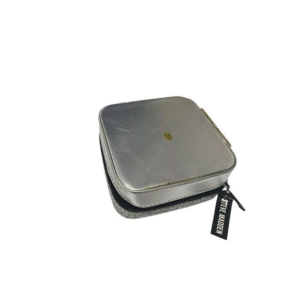 Steve Madden Glitter Square Shape Jewelry Box - Picture 3 of 8